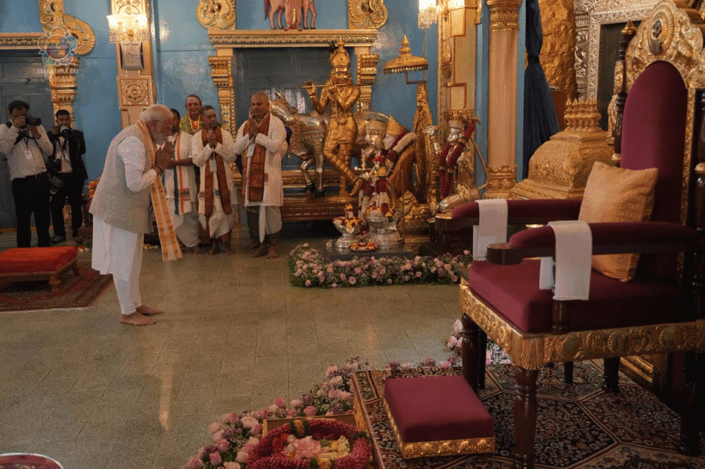 El Honorable Primer Ministro de la India, Sr. Narendra Modi, visita Prasanthi Nilayam, como parte de las celebraciones del centenario de Bhagavan Sri Sathya Sai Baba – 19 de noviembre de 2025