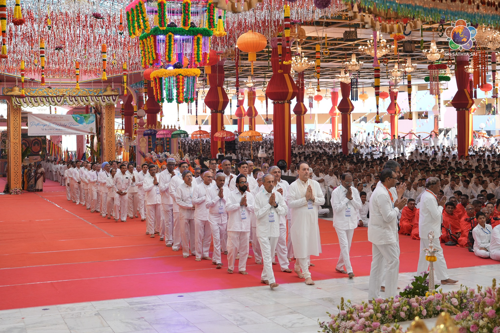XI Conferencia Mundial Sri Sathya Sai | Actas de la sesión vespertina | Celebración del centenario del nacimiento de Bhagawan Sri Sathya Sai Baba | 20 de noviembre de 2025