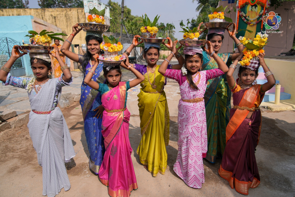 Grama Seva de los devotos de los países de la Zona 3 – SSSGC | 23 de diciembre de 2005