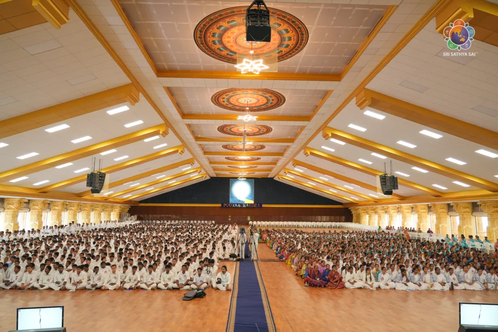 Curso de verano sobre cultura y espiritualidad india | Sesión inaugural | Auditorio Poornachandra | 26 de julio de 2026